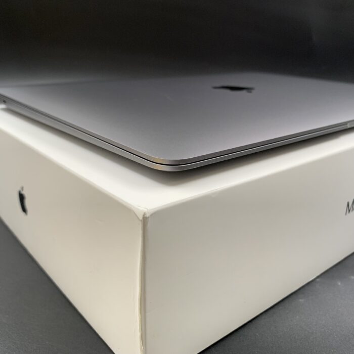 Macbook Air M1 13" 256GB Space Grey - Image 2