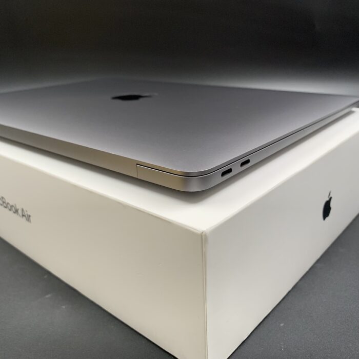 Macbook Air M1 13" 256GB Space Grey - Image 5