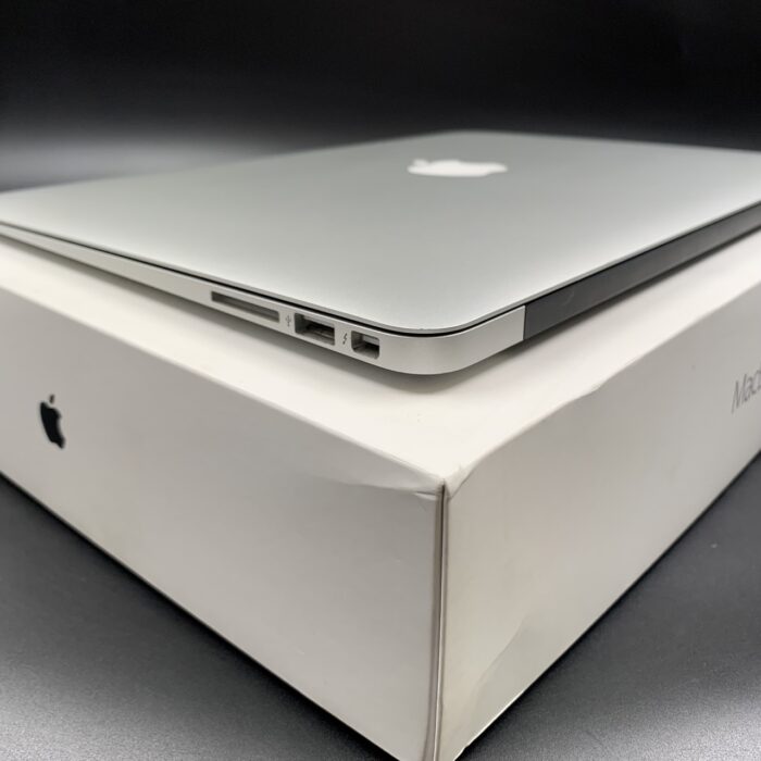 Macbook Air 13" 2017 1.8Ghz | 512GB SSD | 8GB Ram | Core i5 - Image 4