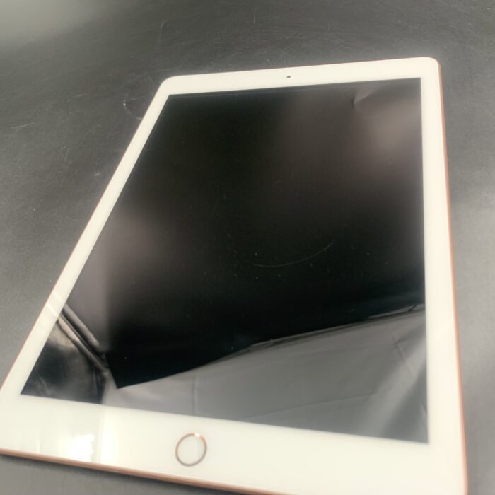 iPad 6th Gen 128GB Rose Gold - Image 6