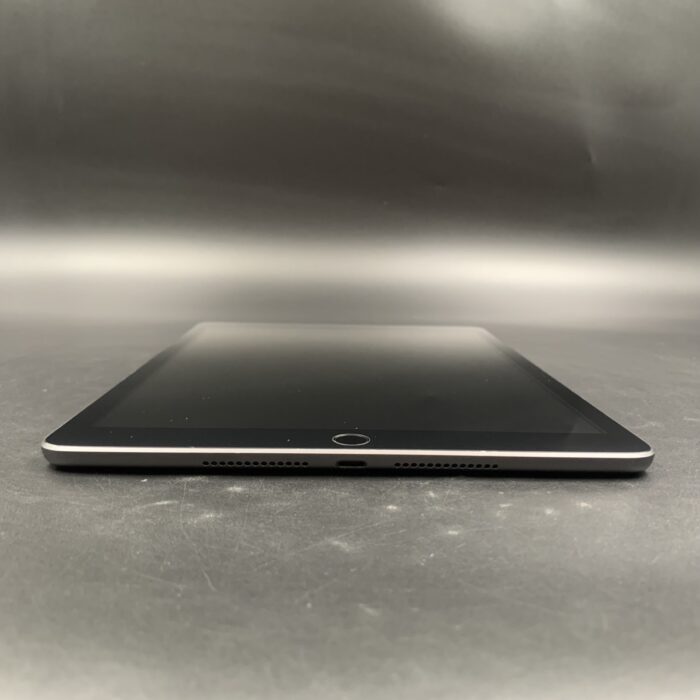 iPad 8th Gen 128GB Wifi Space Grey - Image 5