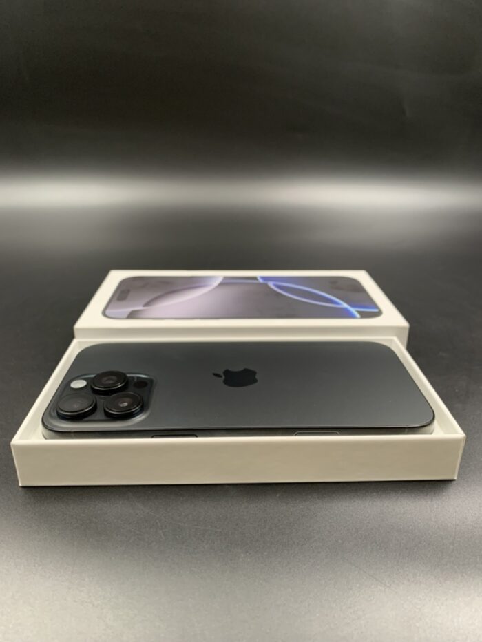 iPhone 16 Pro Max 256GB Black Titanium - Image 2