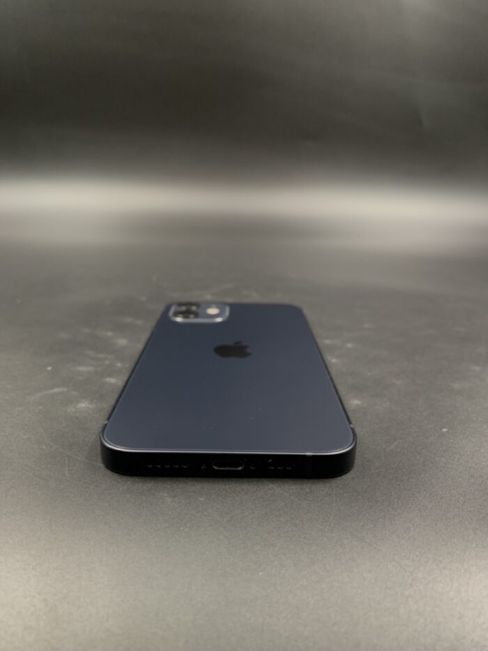 iPhone 12 64GB Black - Image 5
