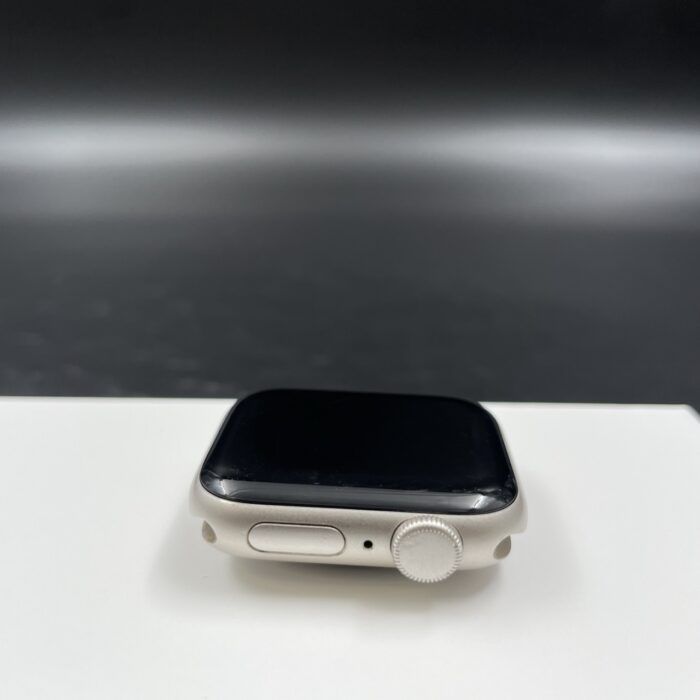 Apple Watch SE (Gen 2) 40MM Starlight - Image 3