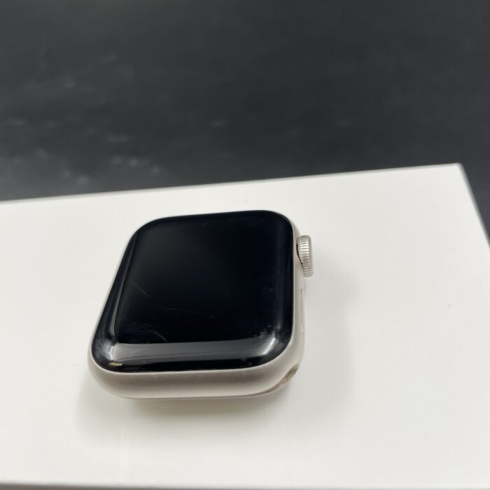 Apple Watch SE (Gen 2) 40MM Starlight - Image 5