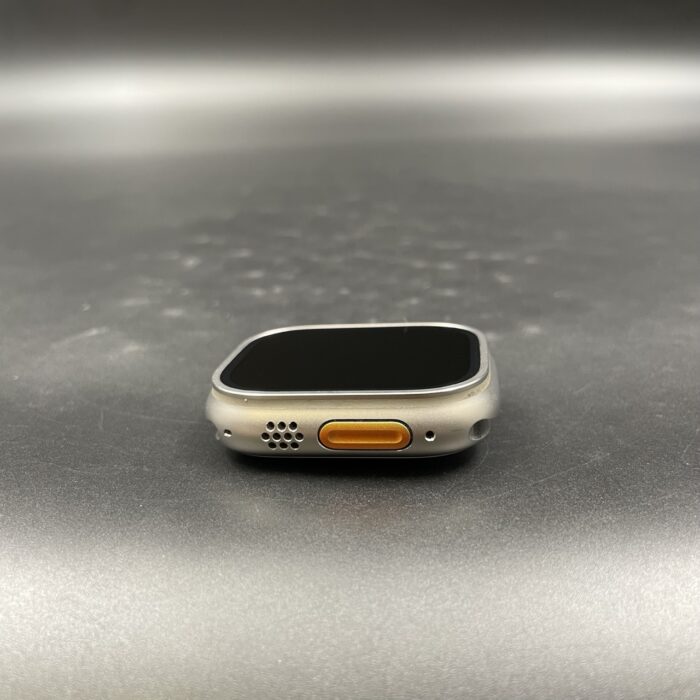 Apple Watch Ultra (Gen 1) GPS + Cellular 49MM - Image 2