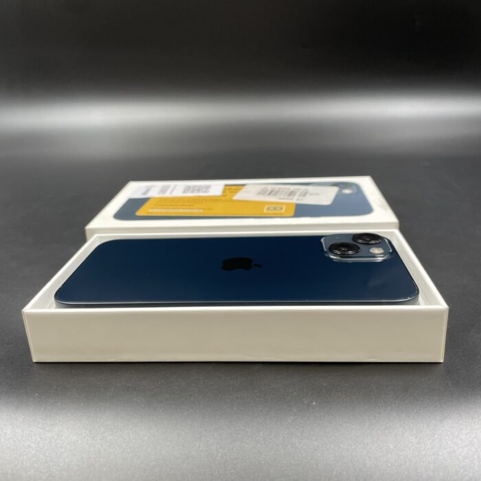 iPhone 13 128GB Midnight - Image 2