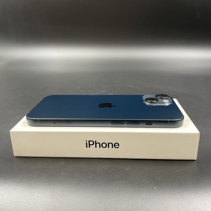 iPhone 13 128GB Midnight - Image 3