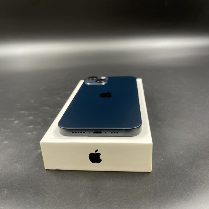 iPhone 13 128GB Midnight - Image 6