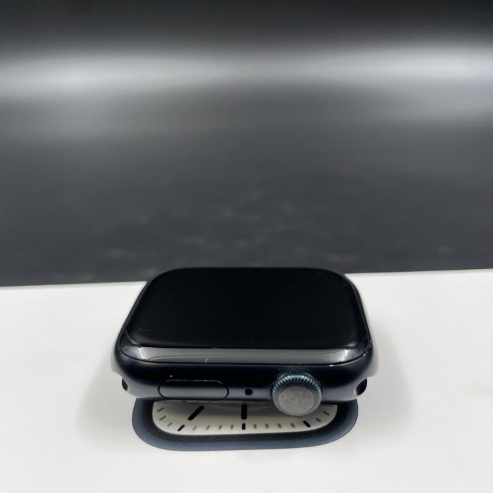 Apple Watch Series 8 45MM Midnight - Image 3