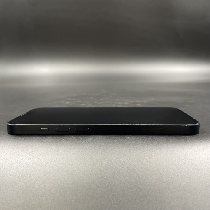 iPhone 13 128GB Midnight - Image 2