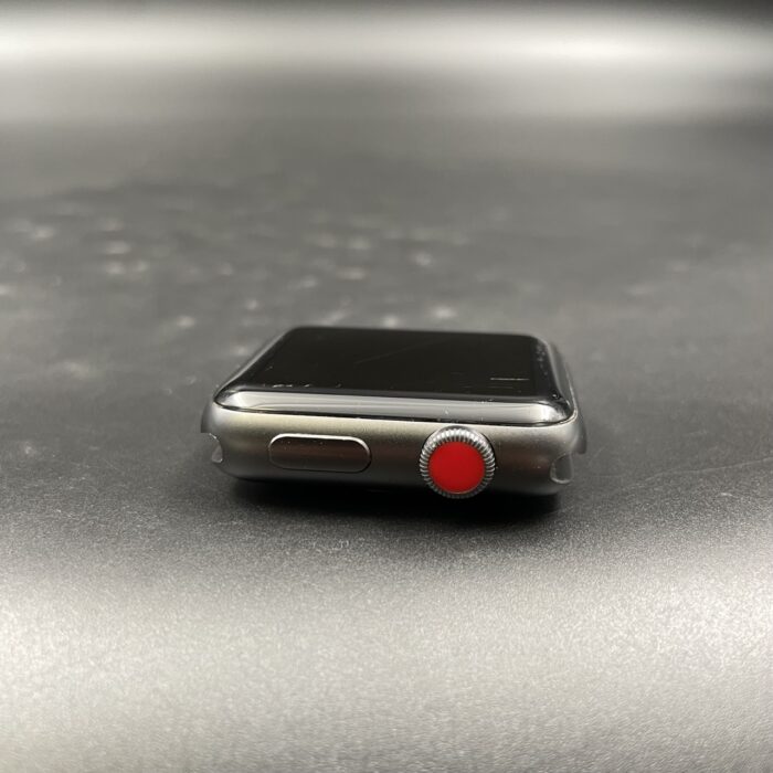 Apple Watch Series 3 42MM Cellular Space Grey - Image 2