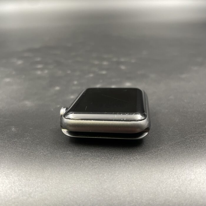 Apple Watch Series 3 42MM Cellular Space Grey - Image 3