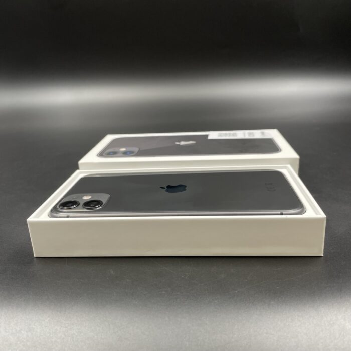 iPhone 11 64GB Black - Image 2