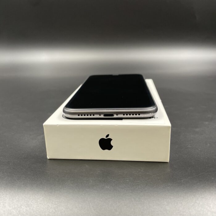 iPhone 11 64GB Black - Image 4