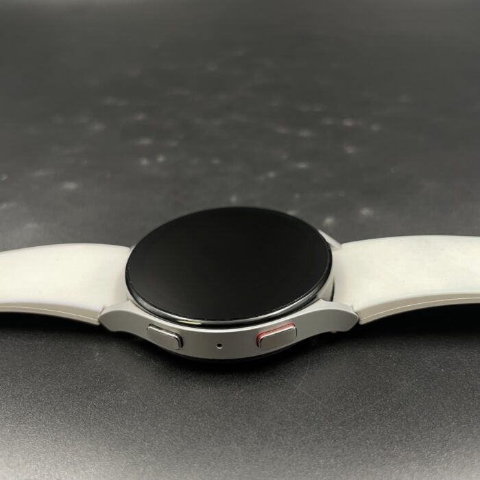 Samsung Galaxy Watch 5 LTE 44mm - Image 4