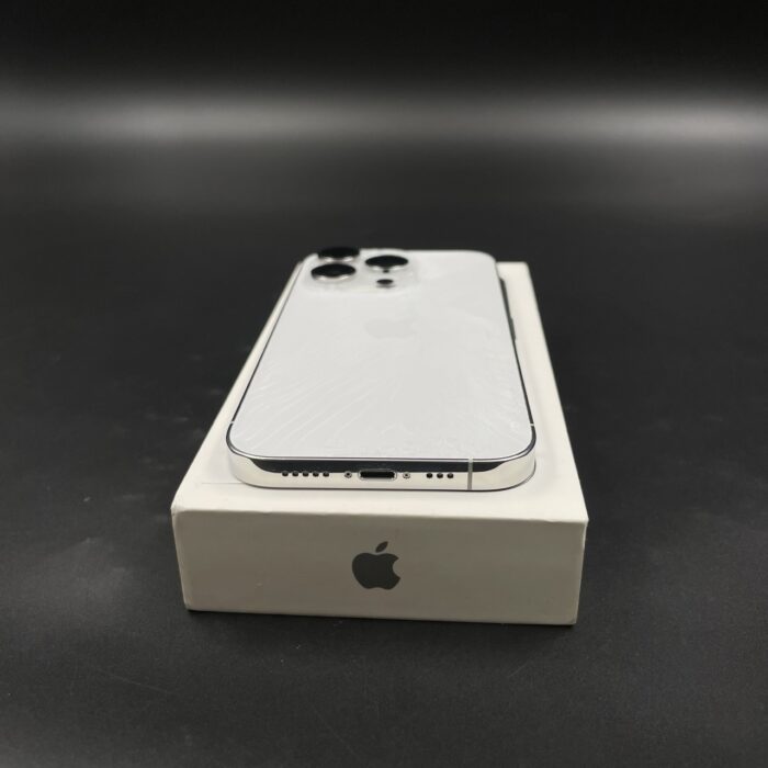 iPhone 14 Pro 256GB Silver (Cracked Back) - Image 4
