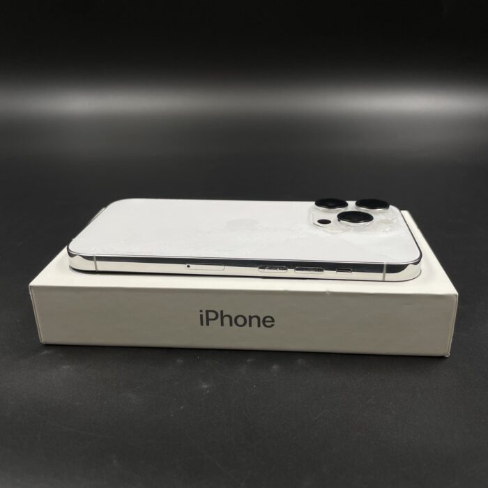 iPhone 14 Pro 256GB Silver (Cracked Back) - Image 5