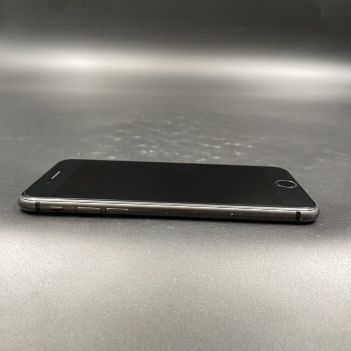 iPhone 8 64GB Space Grey - Image 2