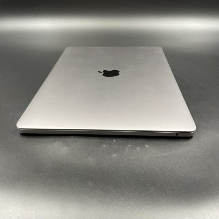 Macbook Pro 13" 2017 | 2,3GHz i5 | 8GB | 256GB Space Grey - Image 3