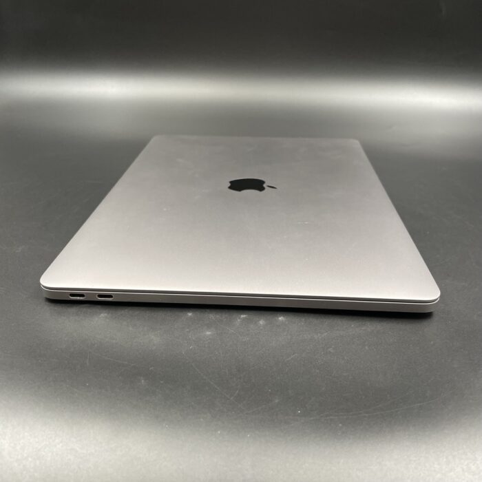 Macbook Pro 13" 2017 | 2,3GHz i5 | 8GB | 256GB Space Grey - Image 5