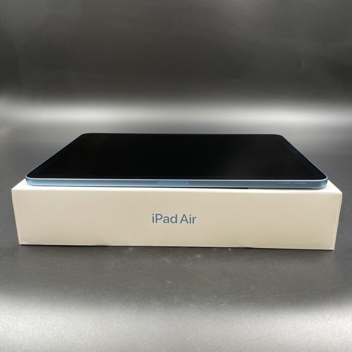 iPad Air (5th Generation) 64GB Wifi Blue - Image 3