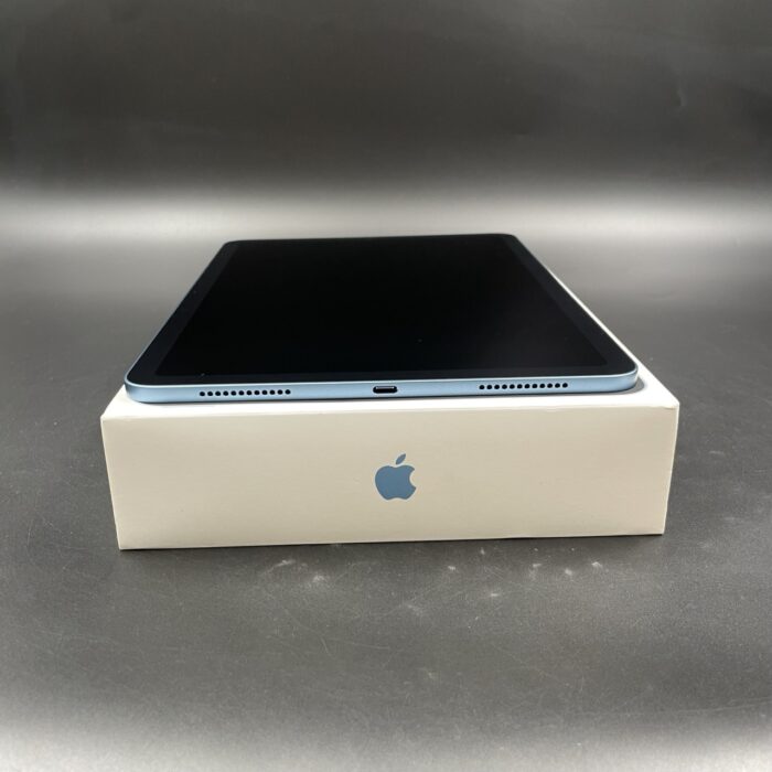 iPad Air (5th Generation) 64GB Wifi Blue - Image 6