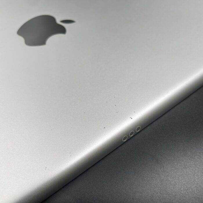iPad 9th Generation 64GB Wifi Silver - Image 6