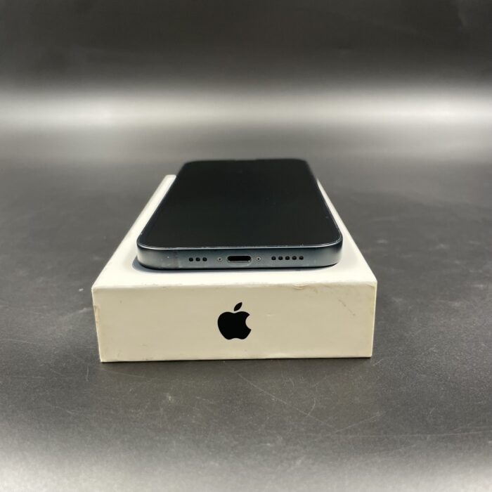 IPhone 13 128GB Midnight - Image 4