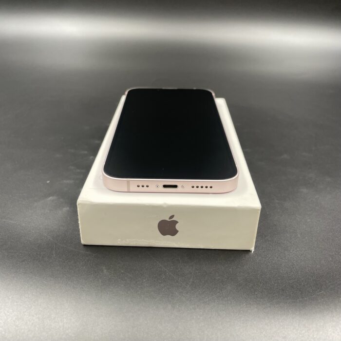 iPhone 13 128GB Pink - Image 4