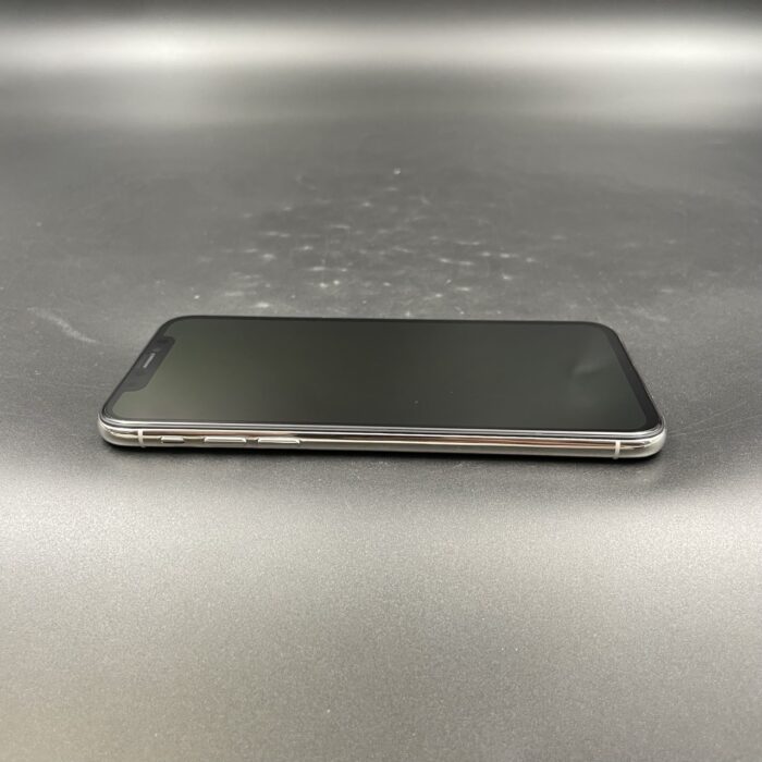 iPhone X 64GB Silver - Image 2