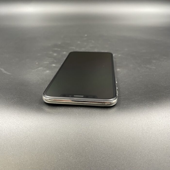 iPhone X 64GB Silver - Image 5