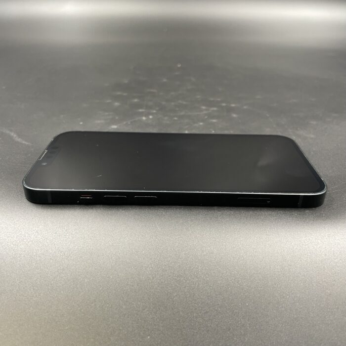 iPhone 13 128GB Midnight - Image 2