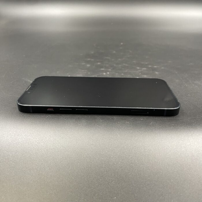 iPhone 13 128GB Midnight - Image 2