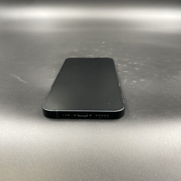 iPhone 13 128GB Midnight - Image 3