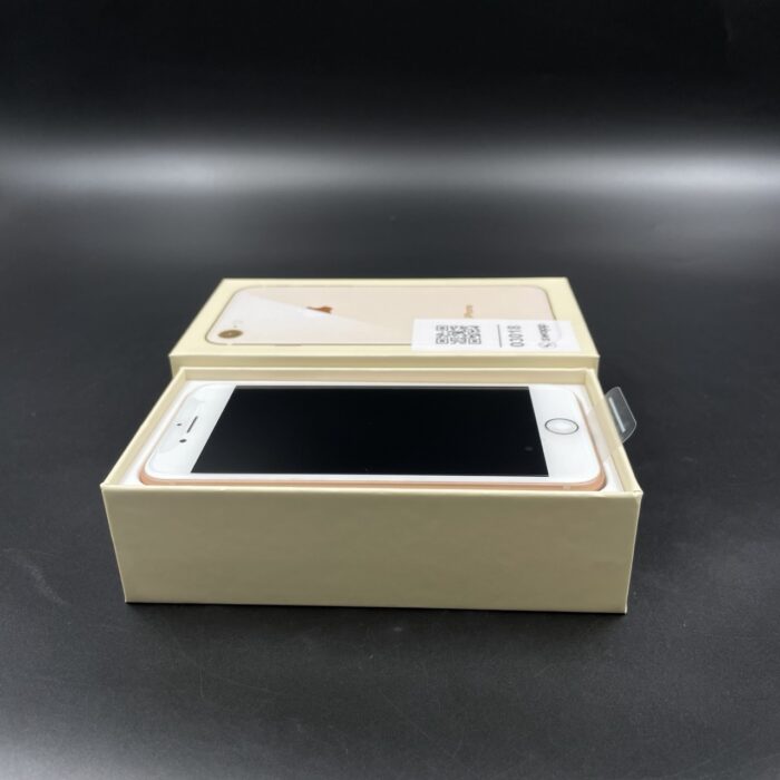 iPhone 8 64GB Gold - Image 2