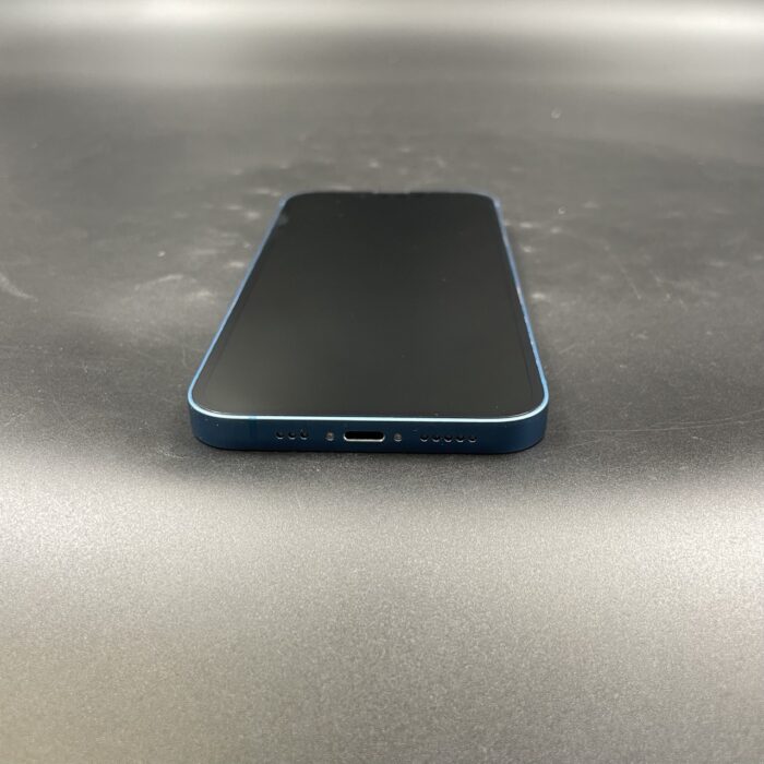 iPhone 13 256GB Blue - Image 3