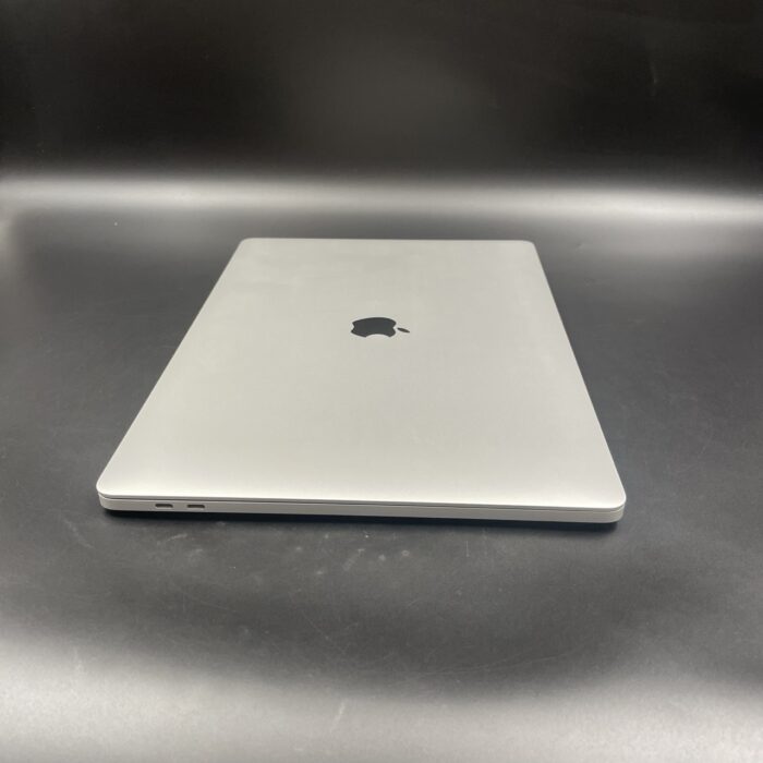 Macbook Pro 16" 2019 | 2,6GHz i7 | 16GB | 512GB Silver - Image 5