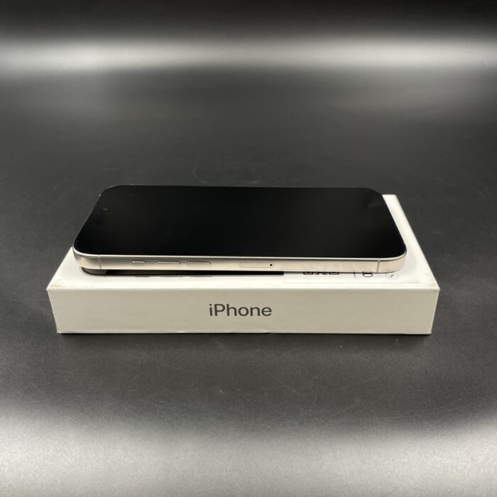 iPhone 16 Pro Max 256GB Natural Titanium - Image 3