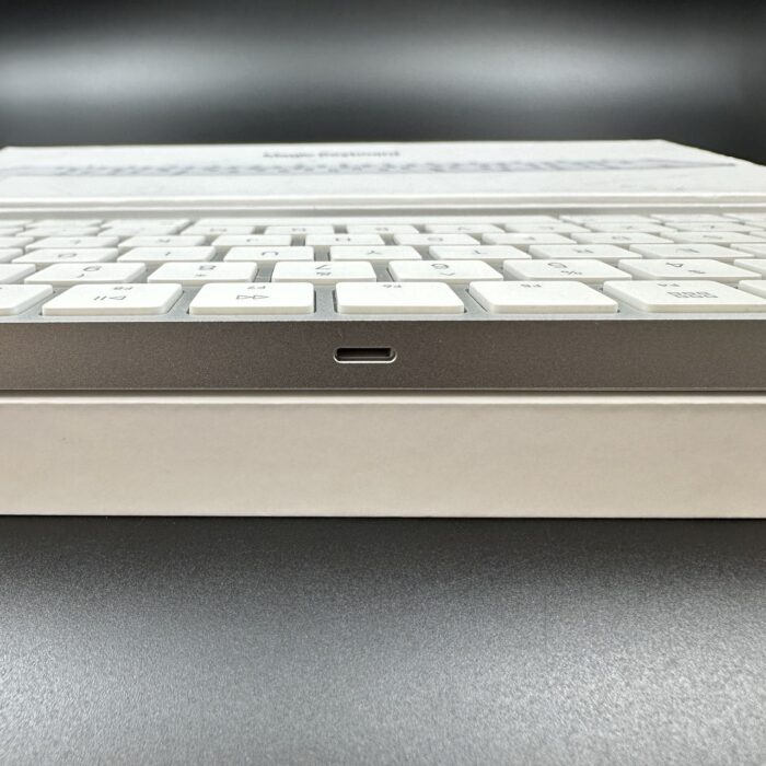 Magic Keyboard  White - Image 3