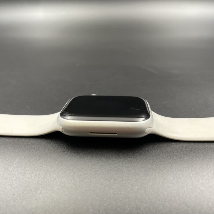 Apple Watch Series 8 45mm Starlight - Image 2