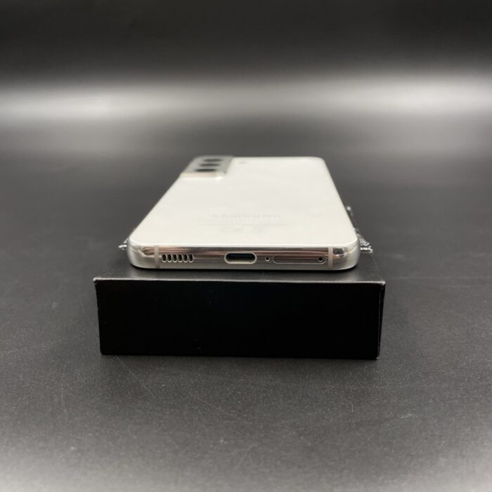 Samsung Galaxy S22 256GB White (Has minor screen burn) - Image 4