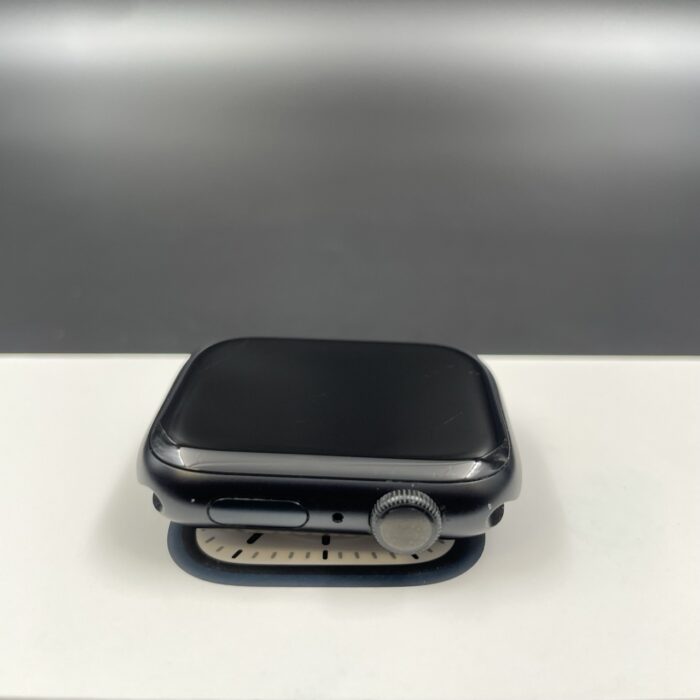 Apple Watch Series 7 45MM Midnight - Image 4