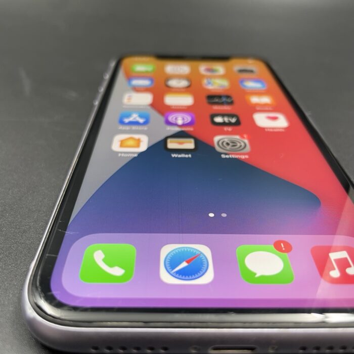 iPhone 11 128GB Purple - Image 7
