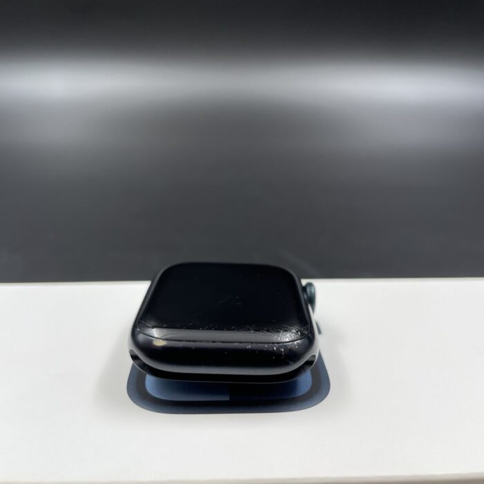Apple Watch Series 7 41MM Midnight - Image 3