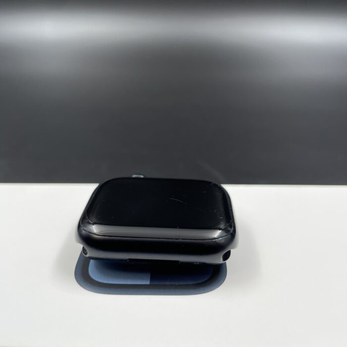 Apple Watch Series 7 41MM Midnight - Image 6