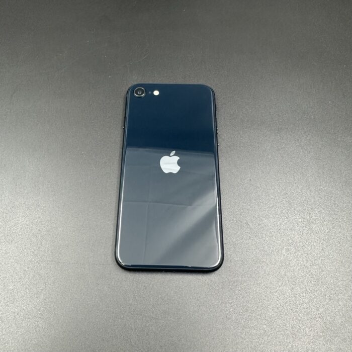 iPhone SE (3rd Generation) 64GB Midnight - Image 6