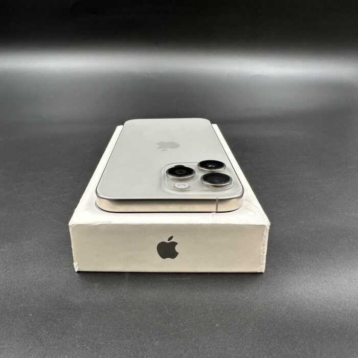 iPhone 16 Pro Max 256GB Natural Titanium - Image 6