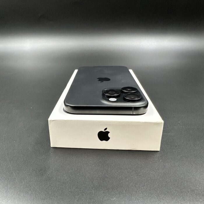 iPhone 16 Pro Max 256GB Black Titanium - Image 6