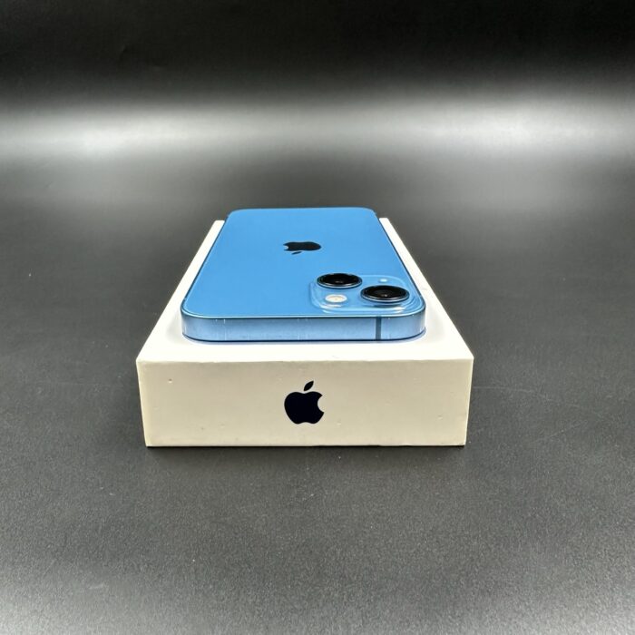 iPhone 13 256GB Blue - Image 6